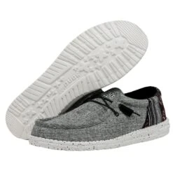 Wally Funk - Jacquard Black Aztec 10 Wally Funk - Jacquard Black Aztec -Heydude 40010 0WI WALLY FUNK JACQUARD BLACK AZTEC LEFT 3