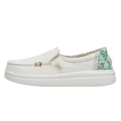 Misty Rise - Azure White