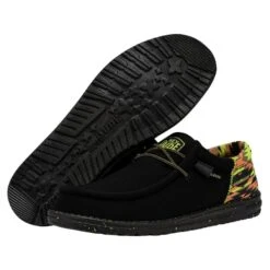 Wally Funk - Neon Black -Heydude 40357 001 WALLYFUNKNEON BLACK PAIRBOTTOM
