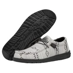Wally - Shades Grey 10 Wally - Shades Grey -Heydude 40361 030 WALLYSHADES BLACK PAIRBOTTOM