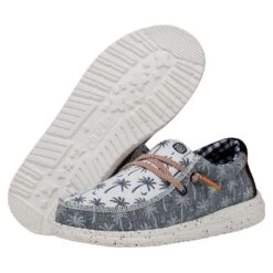 Wally Youth Tropical - Blue 10 Wally Youth Tropical - Blue -Heydude 40475 425 WALLYYOUTHTROPICAL BLUE PAIRBOTTOM